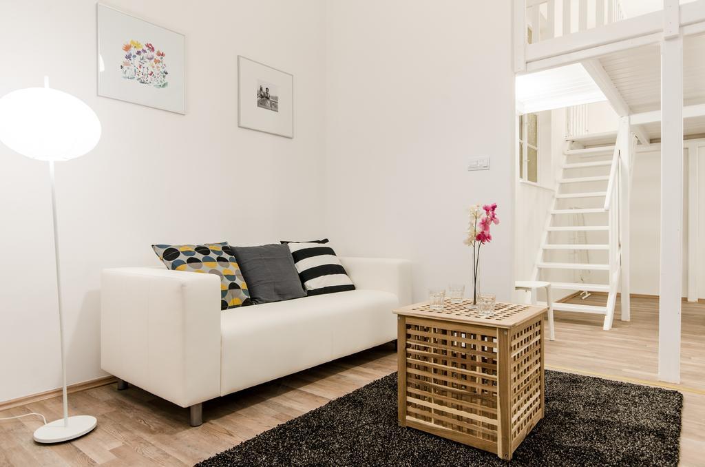Clove Apartment Budapest Luaran gambar